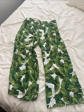 Green Tropical Leaf Print womens Pants
